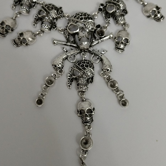 New 3D Skeleton Pirate Bone Dangle Necklace - Picture 3 of 8